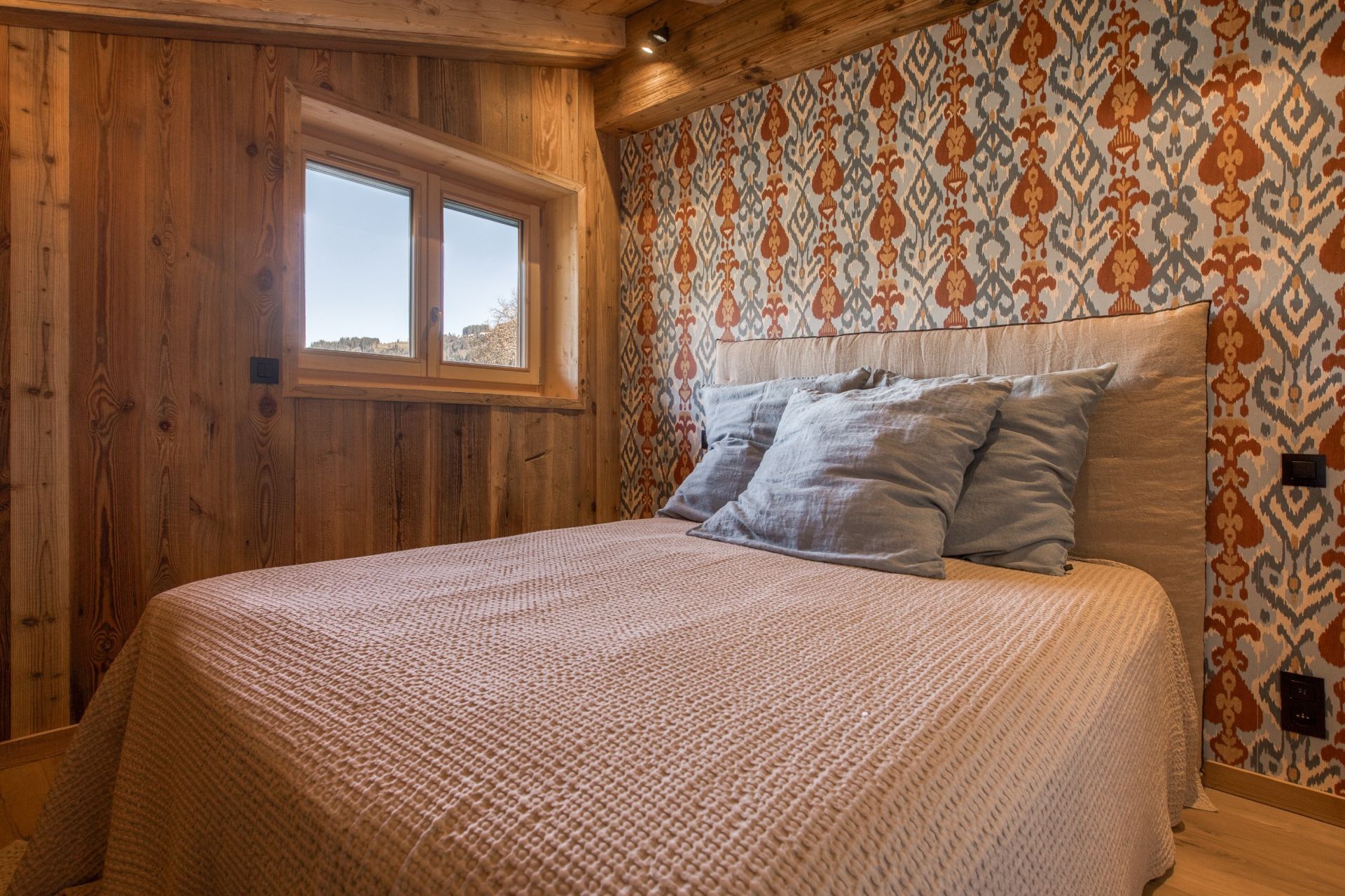 luxury apartment 5 Rooms for seasonal rent on MEGEVE (74120)