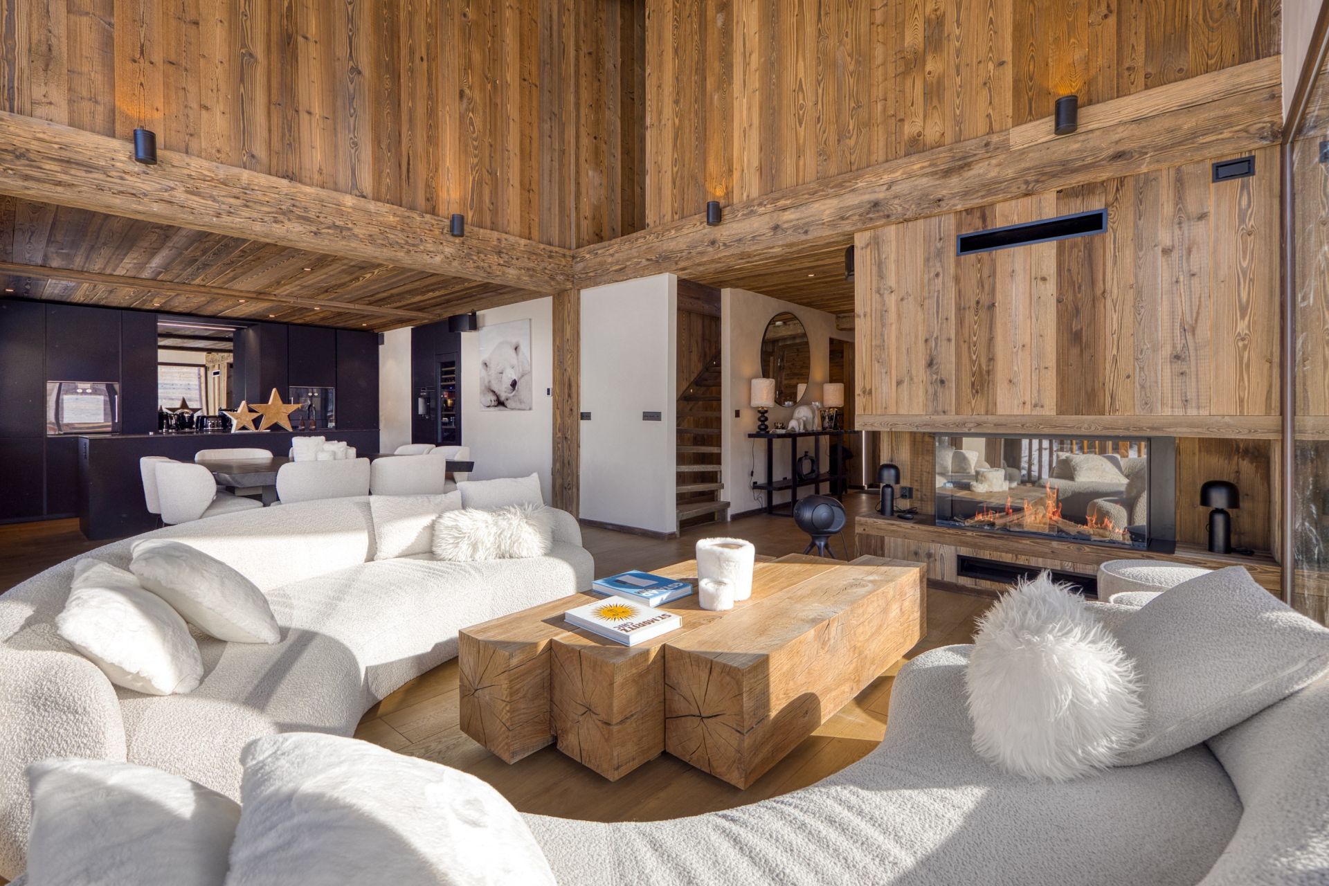 luxury chalet 8 Rooms for seasonal rent on MEGEVE (74120)