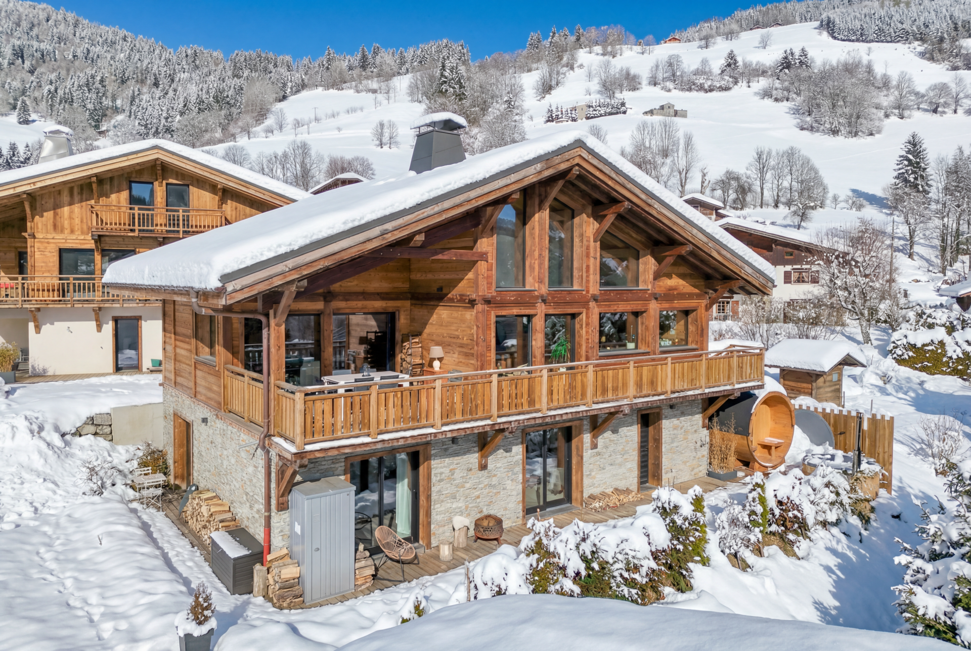 luxury chalet 7 Rooms for sale on MEGEVE (74120)