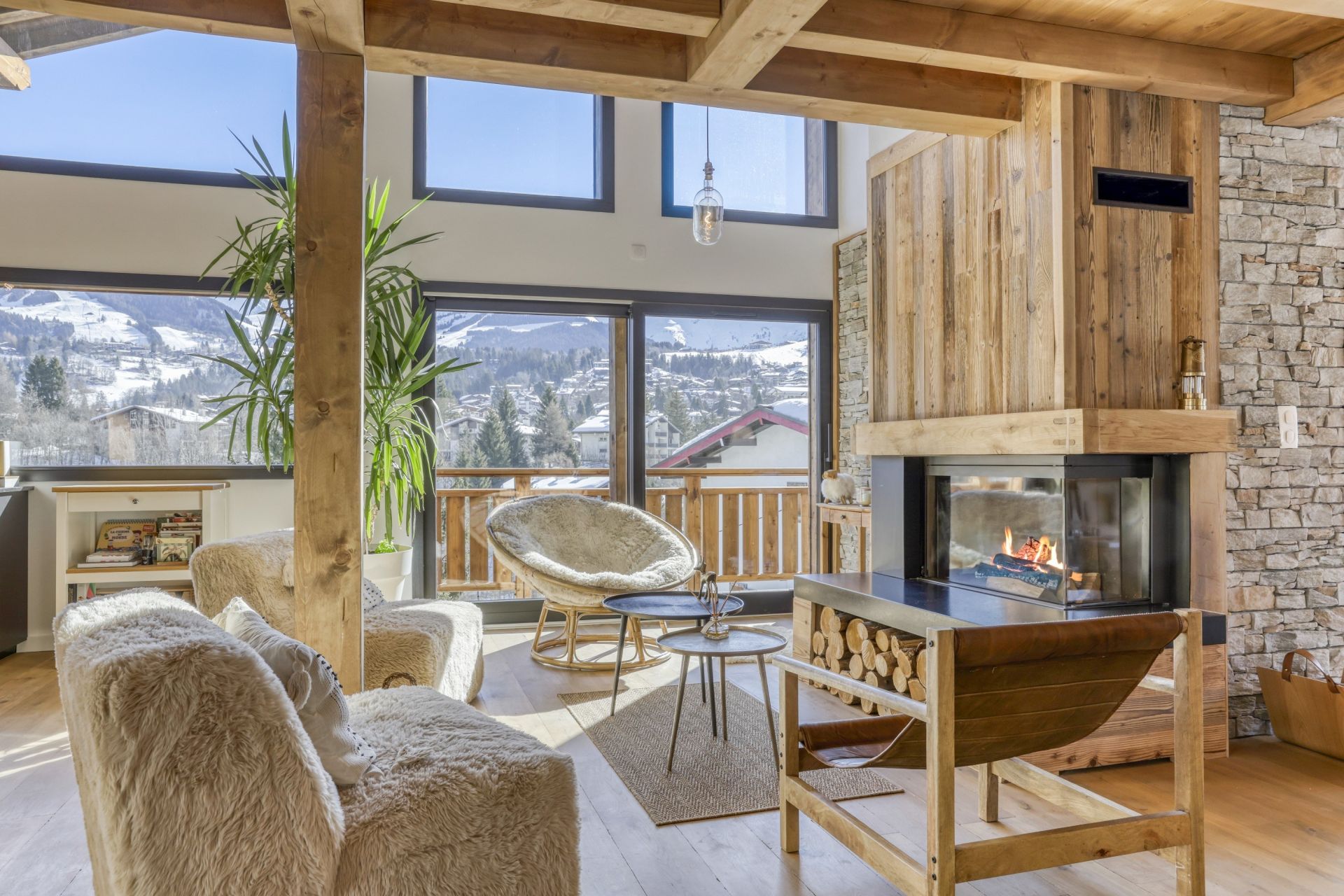 luxury chalet 7 Rooms for sale on MEGEVE (74120)