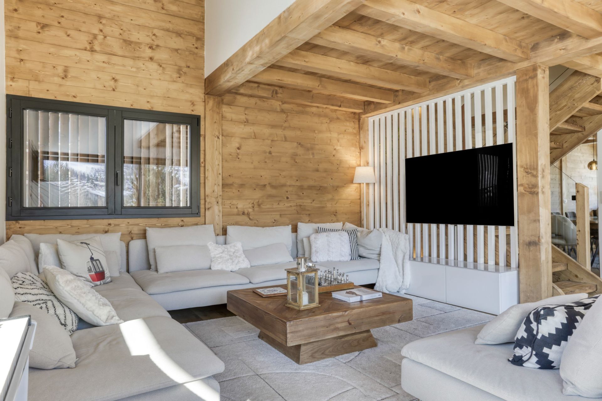 luxury chalet 7 Rooms for sale on MEGEVE (74120)