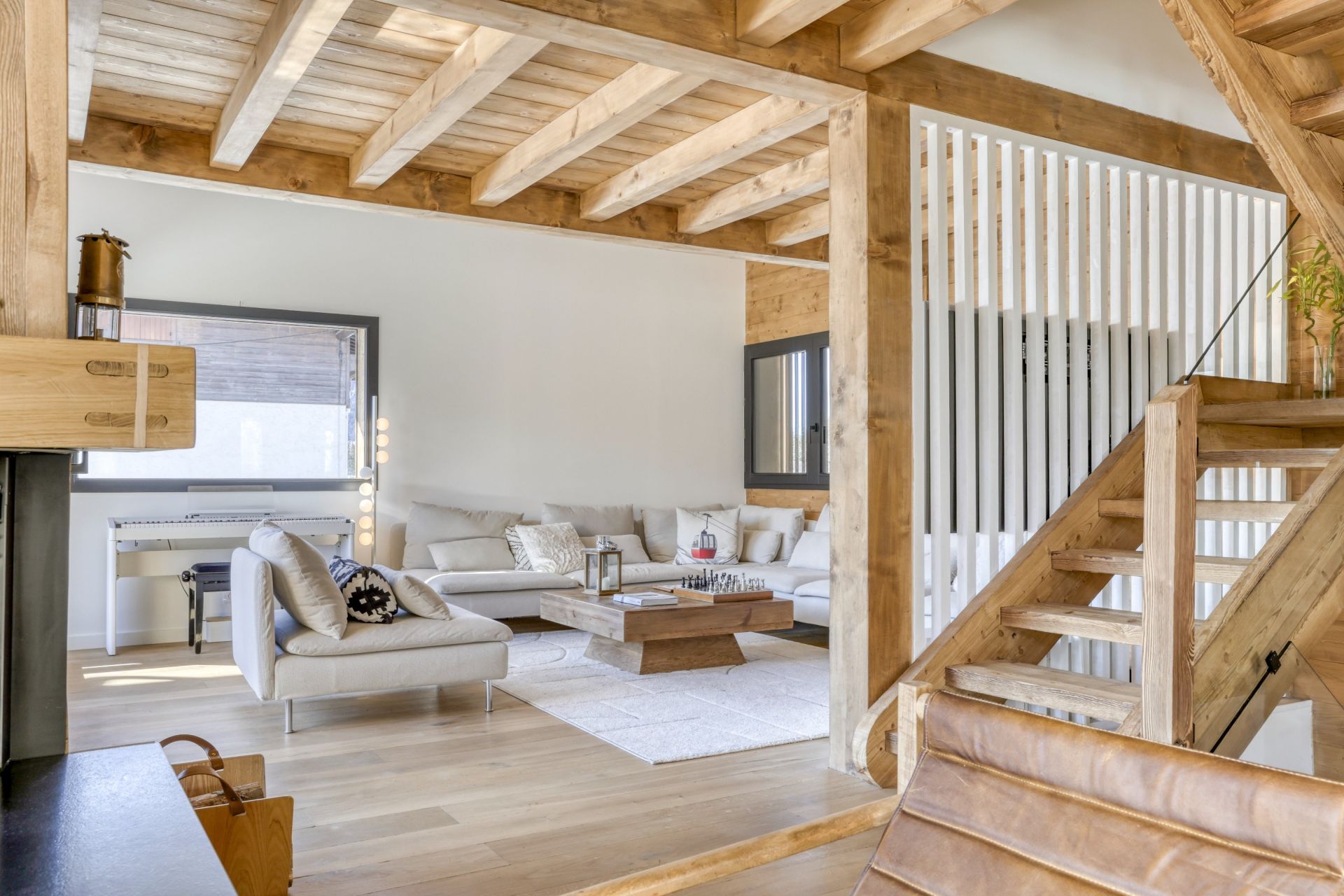 luxury chalet 7 Rooms for sale on MEGEVE (74120)