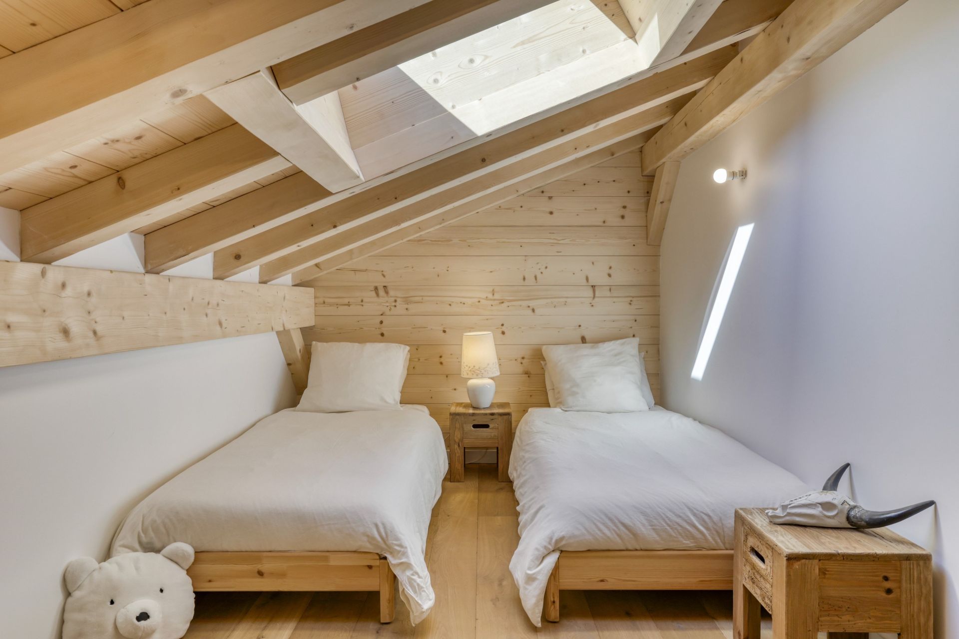 luxury chalet 7 Rooms for sale on MEGEVE (74120)