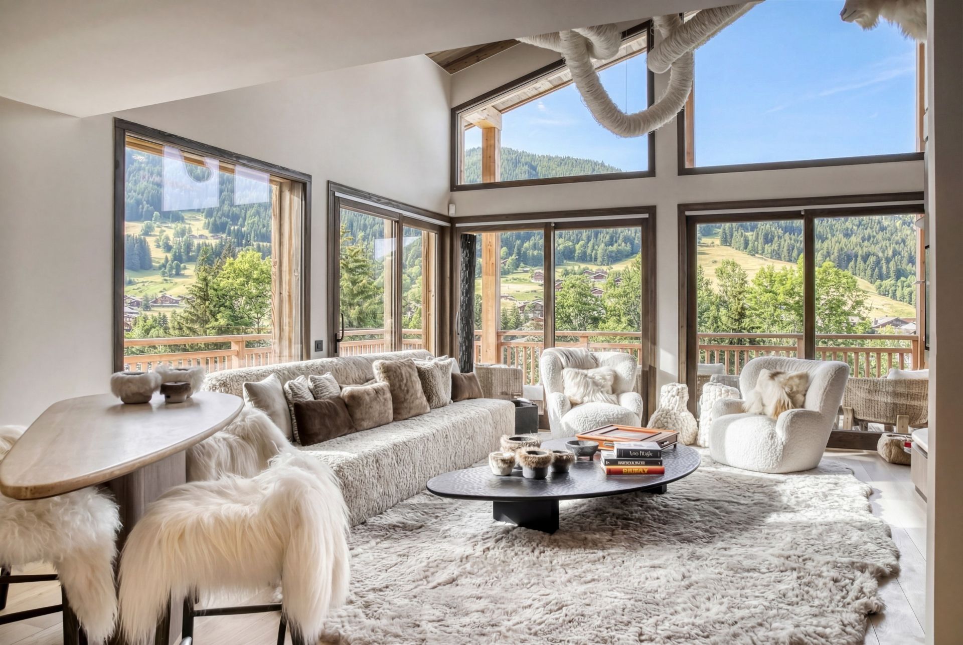 luxury chalet 8 Rooms for seasonal rent on MEGEVE (74120)