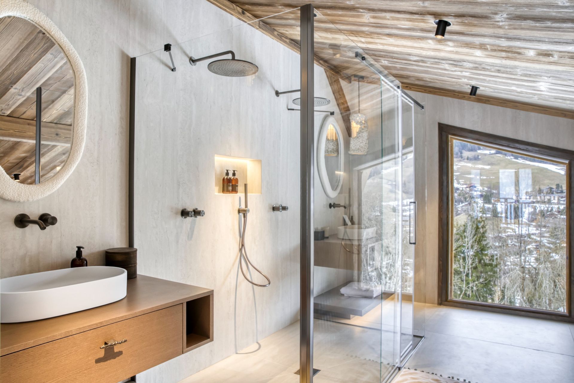 luxury chalet 8 Rooms for seasonal rent on MEGEVE (74120)