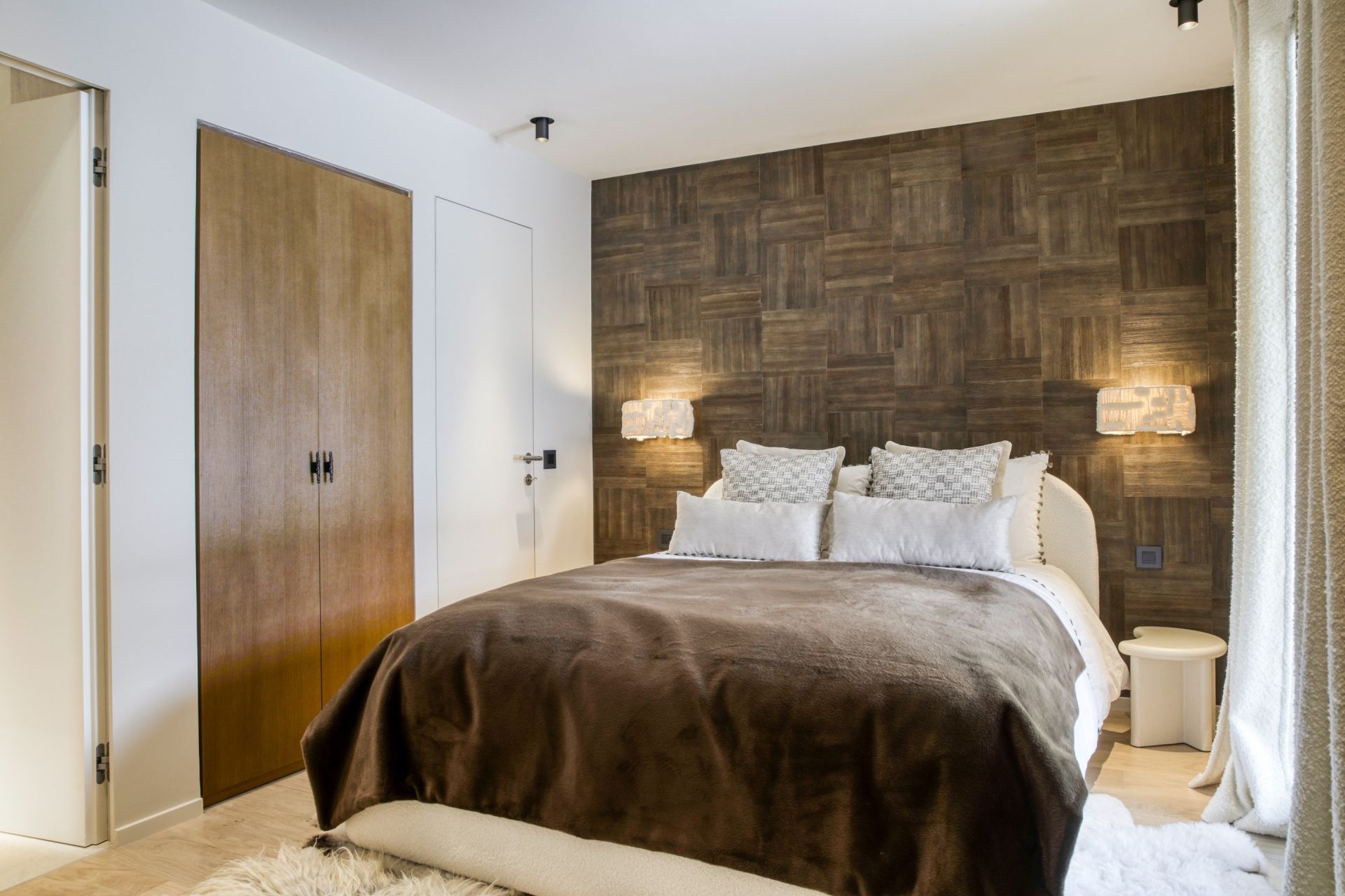 luxury chalet 8 Rooms for seasonal rent on MEGEVE (74120)