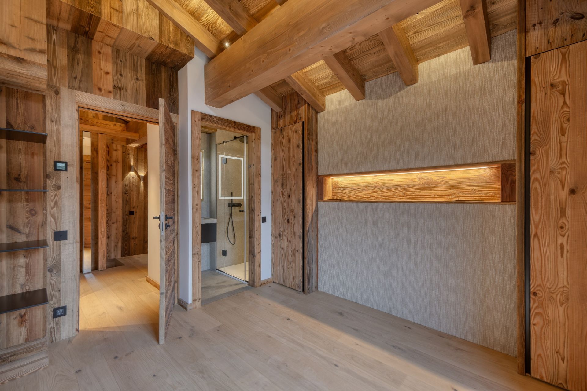 luxury apartment 4 Rooms for sale on MEGEVE (74120)