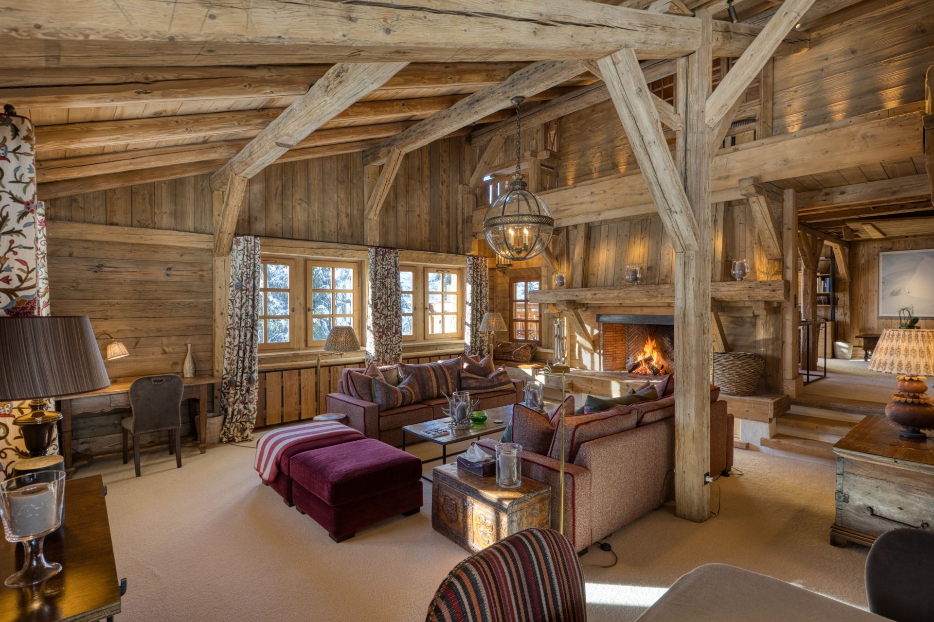 luxury chalet 16 Rooms for seasonal rent on MEGEVE (74120)