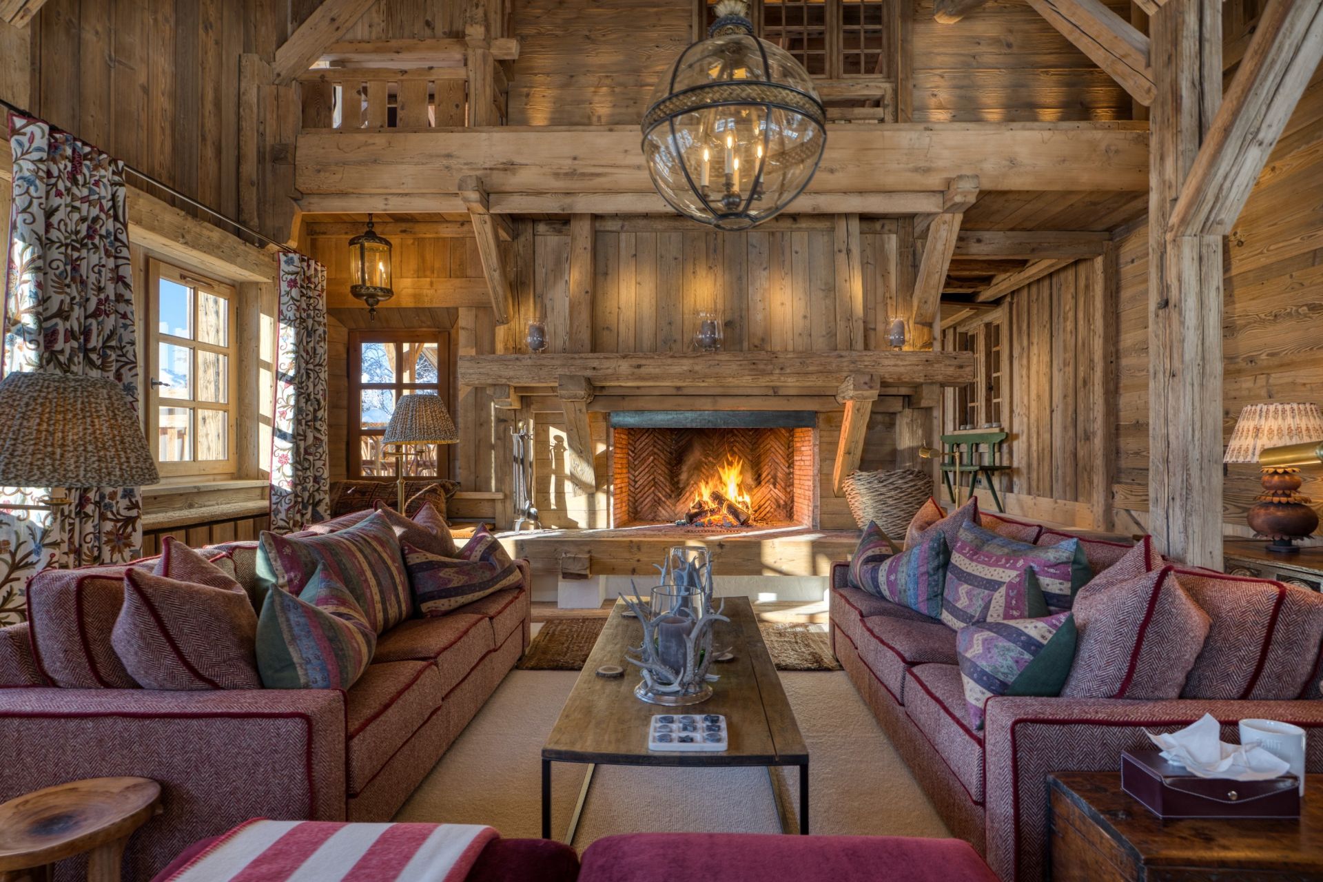 luxury chalet 16 Rooms for seasonal rent on MEGEVE (74120)