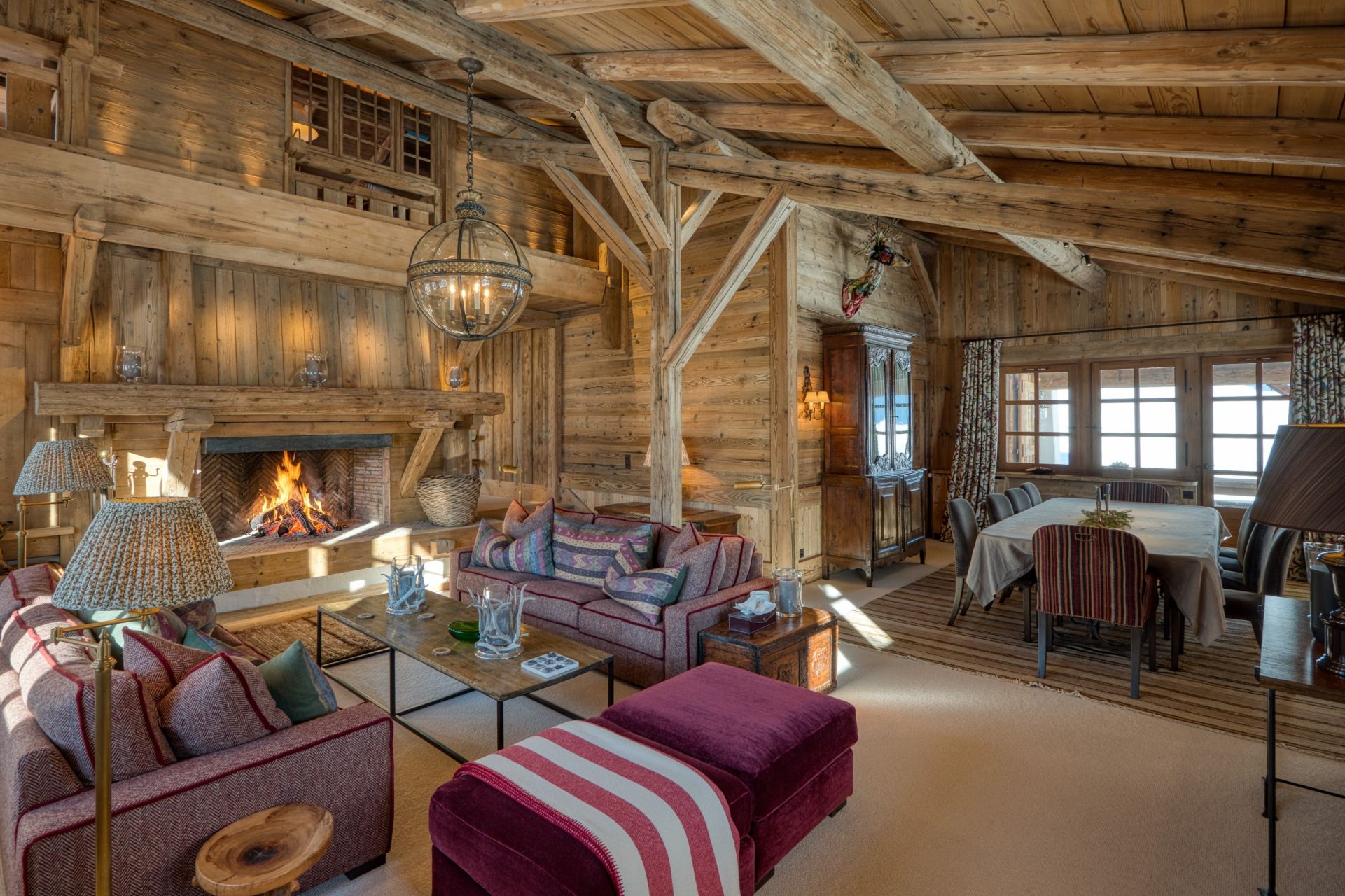 luxury chalet 16 Rooms for seasonal rent on MEGEVE (74120)
