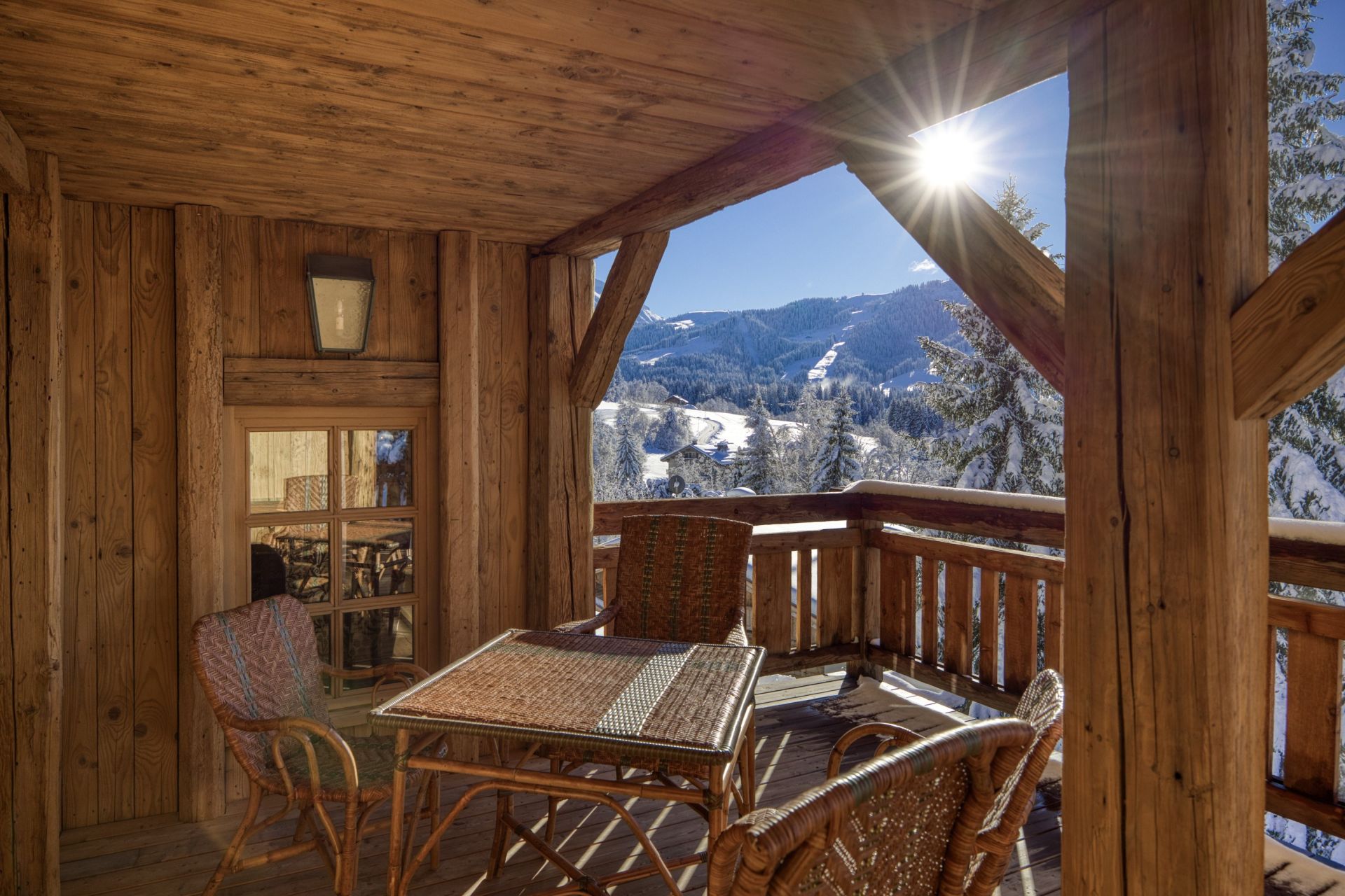 luxury chalet 16 Rooms for seasonal rent on MEGEVE (74120)