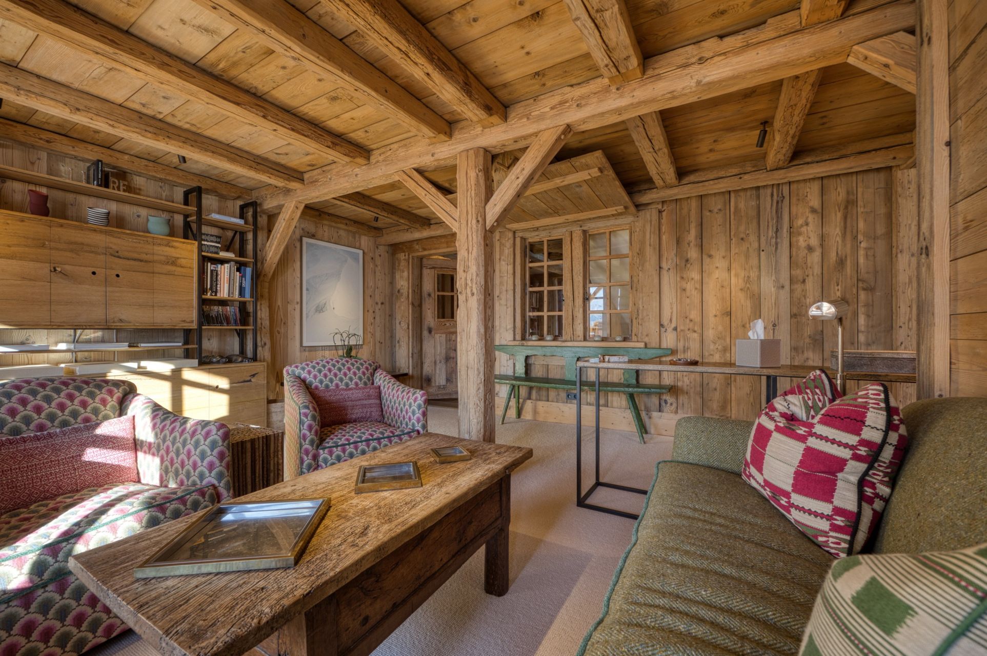 luxury chalet 16 Rooms for seasonal rent on MEGEVE (74120)