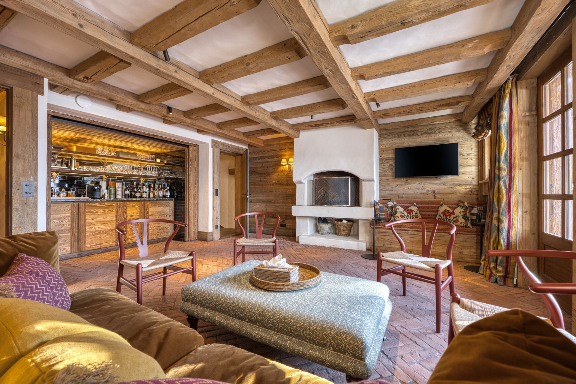luxury chalet 16 Rooms for seasonal rent on MEGEVE (74120)