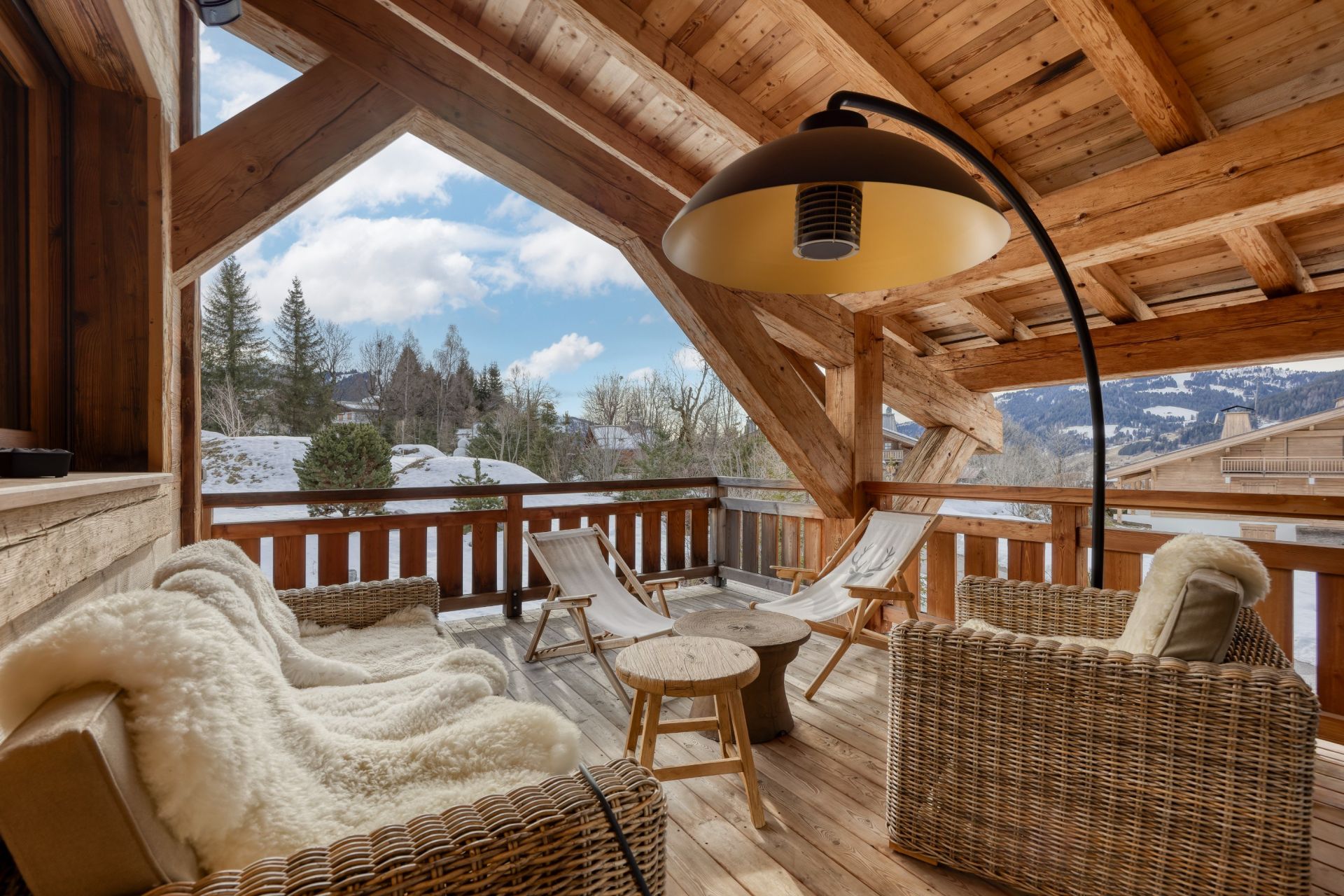 luxury chalet 10 Rooms for sale on MEGEVE (74120)