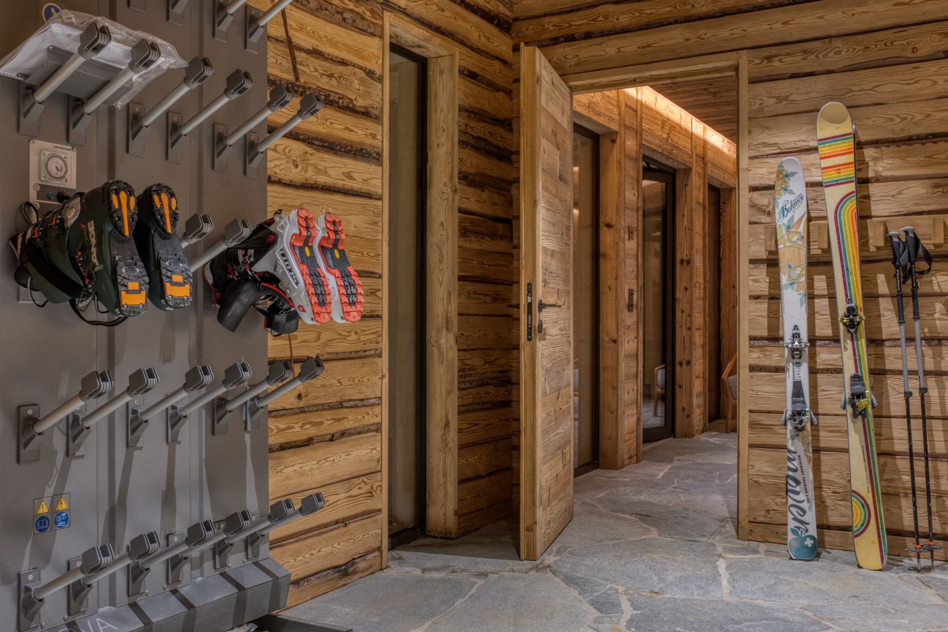 luxury chalet 10 Rooms for sale on MEGEVE (74120)