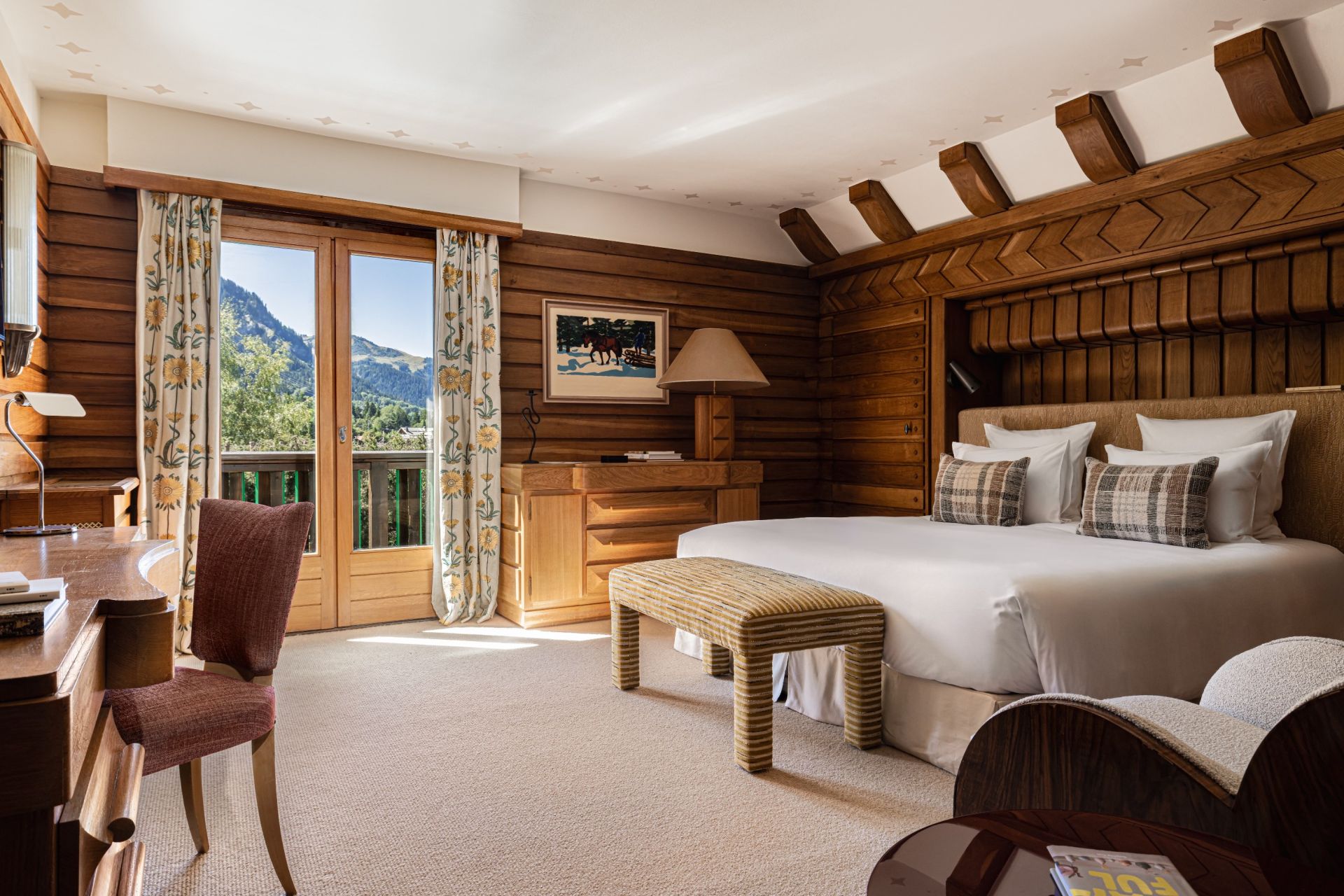 luxury chalet 11 Rooms for seasonal rent on MEGEVE (74120)