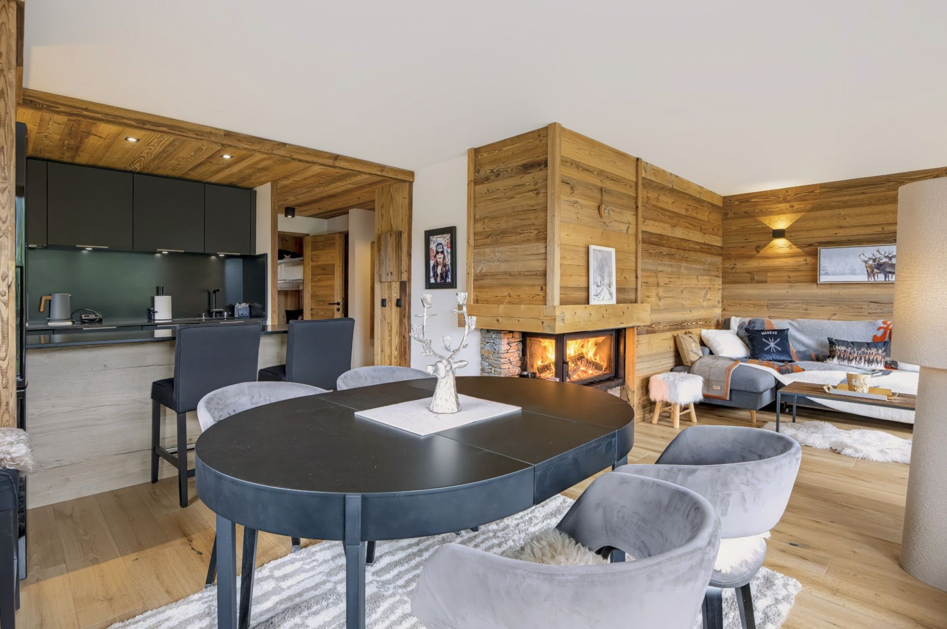 luxury apartment 4 Rooms for sale on MEGEVE (74120)
