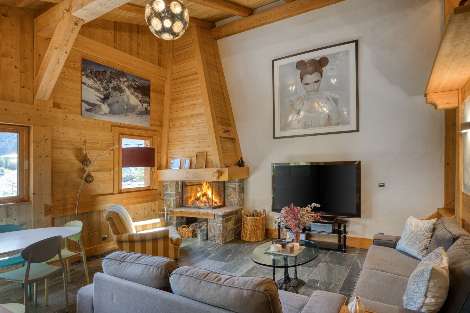 luxury chalet 6 Rooms for sale on MEGEVE (74120)