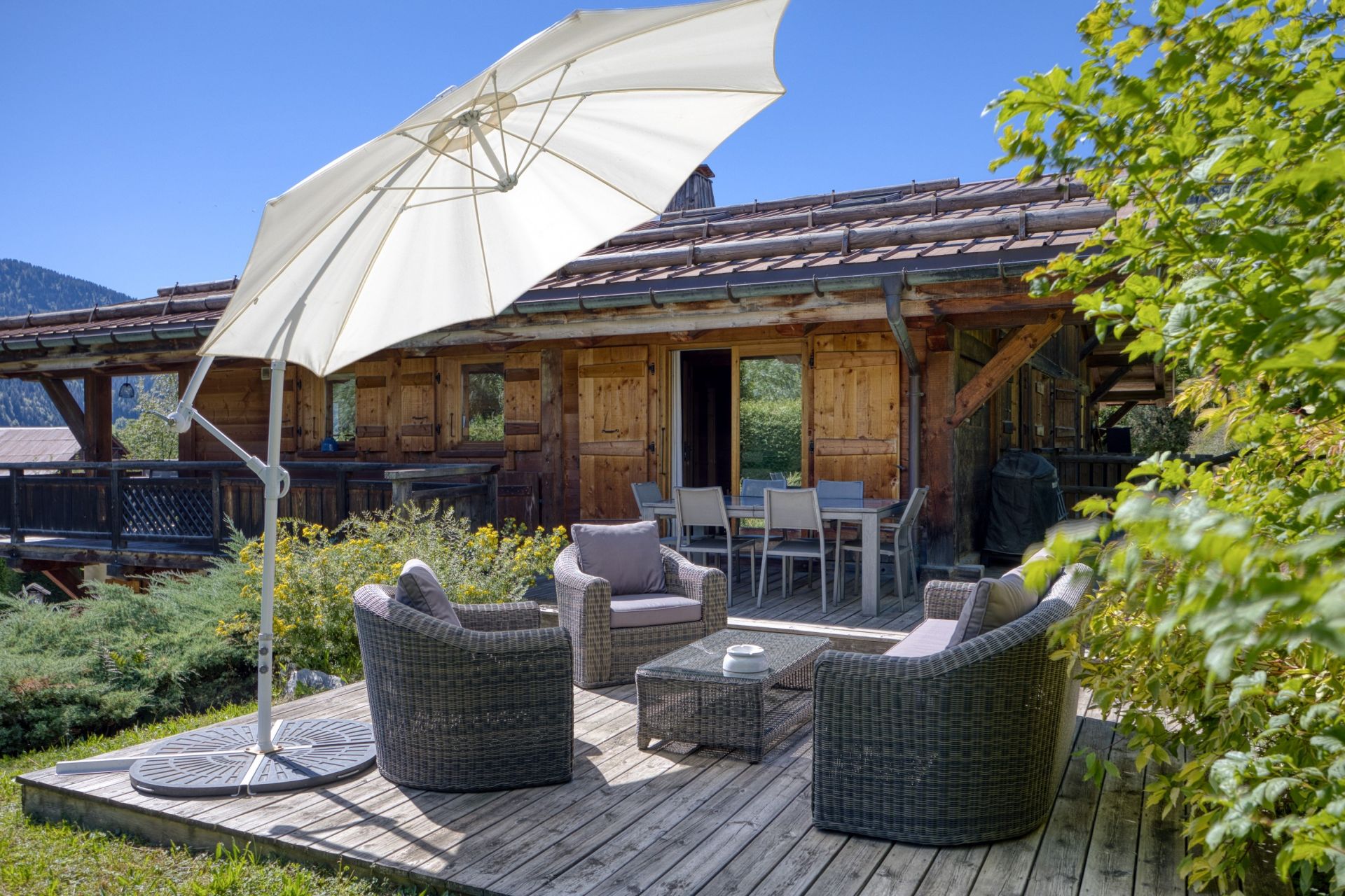 luxury chalet 6 Rooms for sale on MEGEVE (74120)