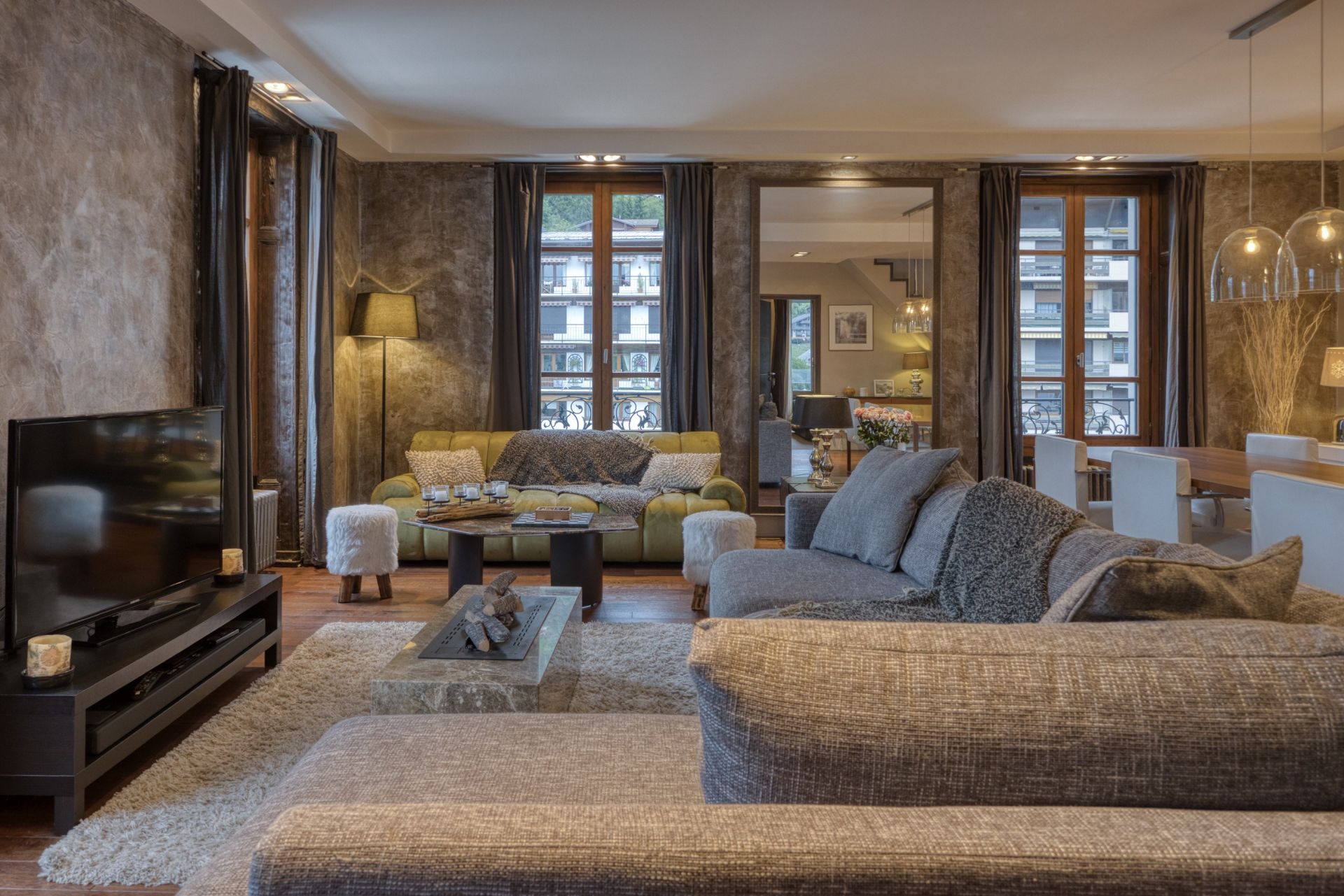 luxury duplex 6 Rooms for sale on ST GERVAIS LES BAINS (74170)