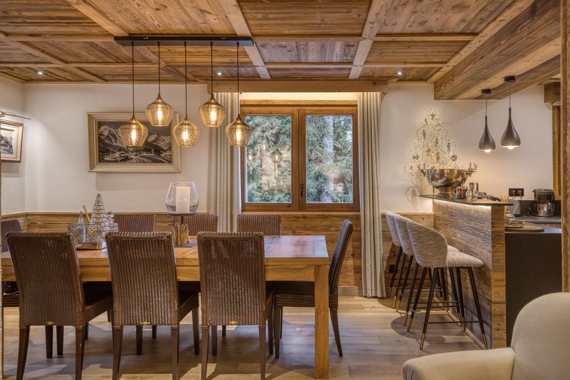 luxury apartment 6 Rooms for sale on MEGEVE (74120)