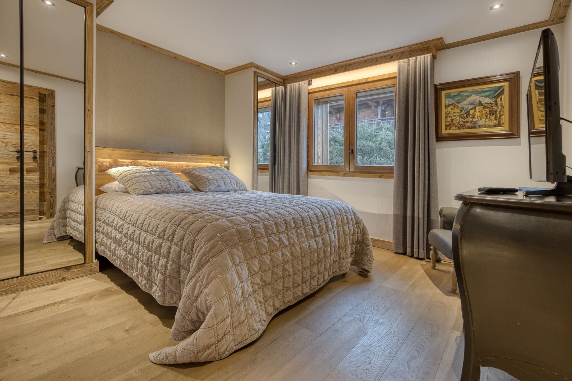 luxury apartment 6 Rooms for sale on MEGEVE (74120)