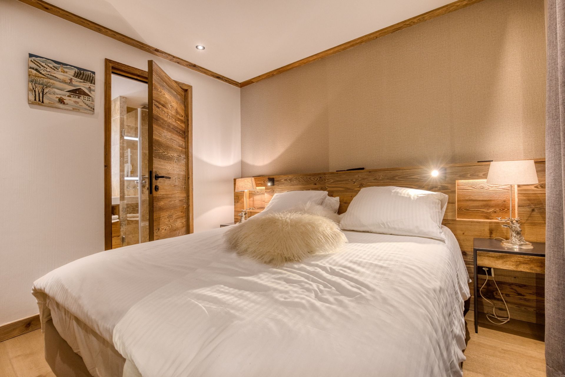 luxury apartment 6 Rooms for sale on MEGEVE (74120)