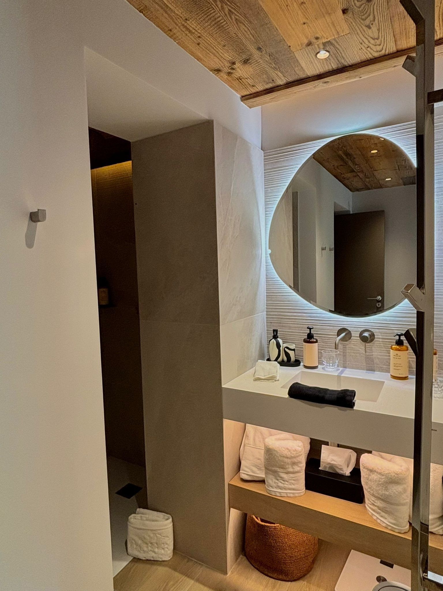 luxury apartment 4 Rooms for seasonal rent on MEGEVE (74120)