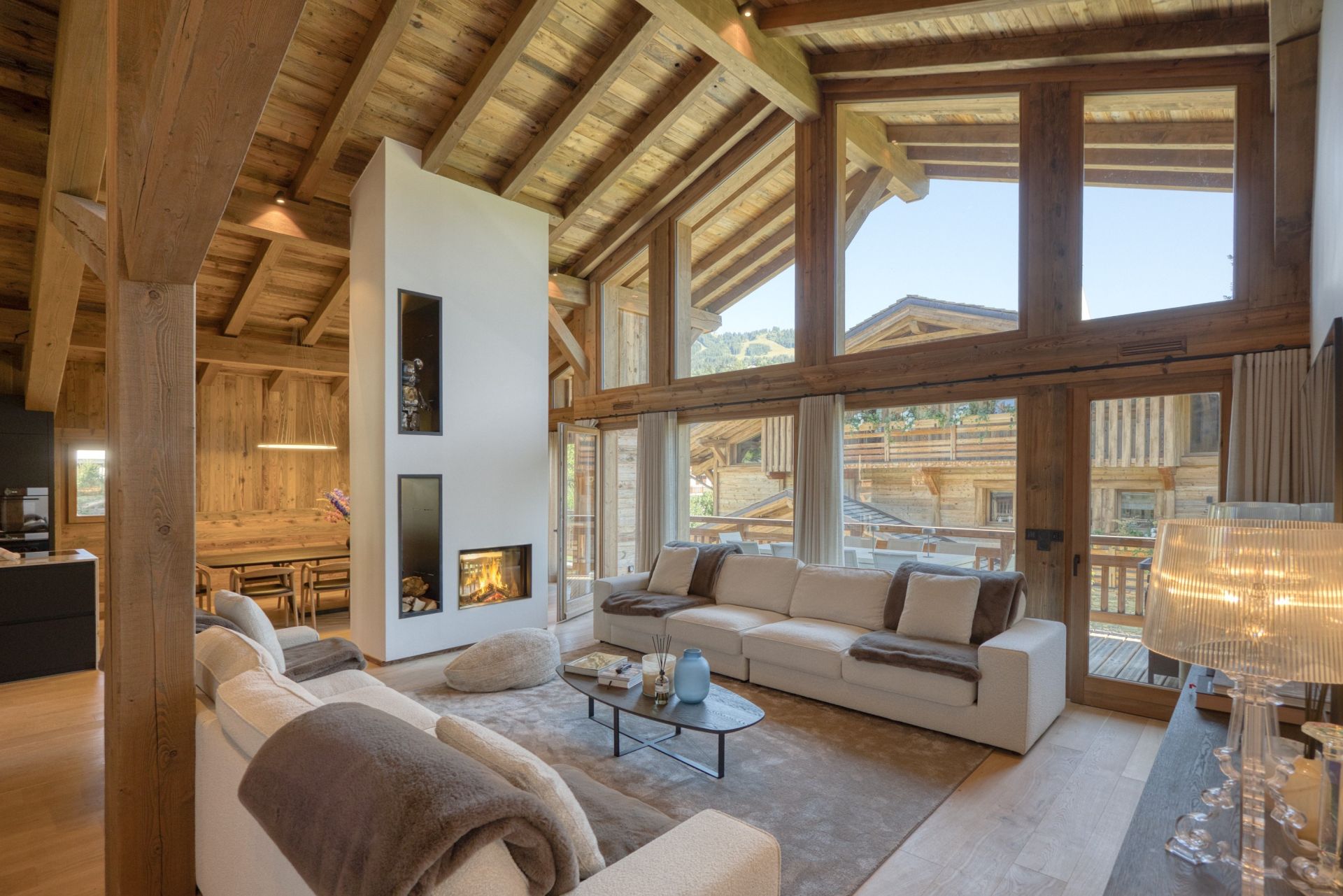 luxury chalet 7 Rooms for seasonal rent on MEGEVE (74120)