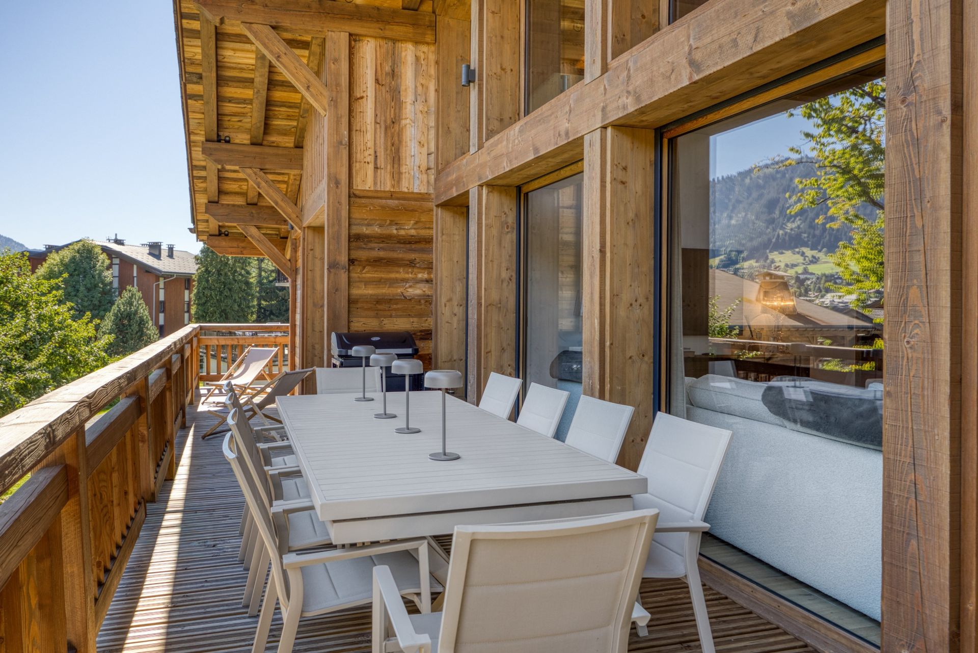 luxury chalet 7 Rooms for seasonal rent on MEGEVE (74120)