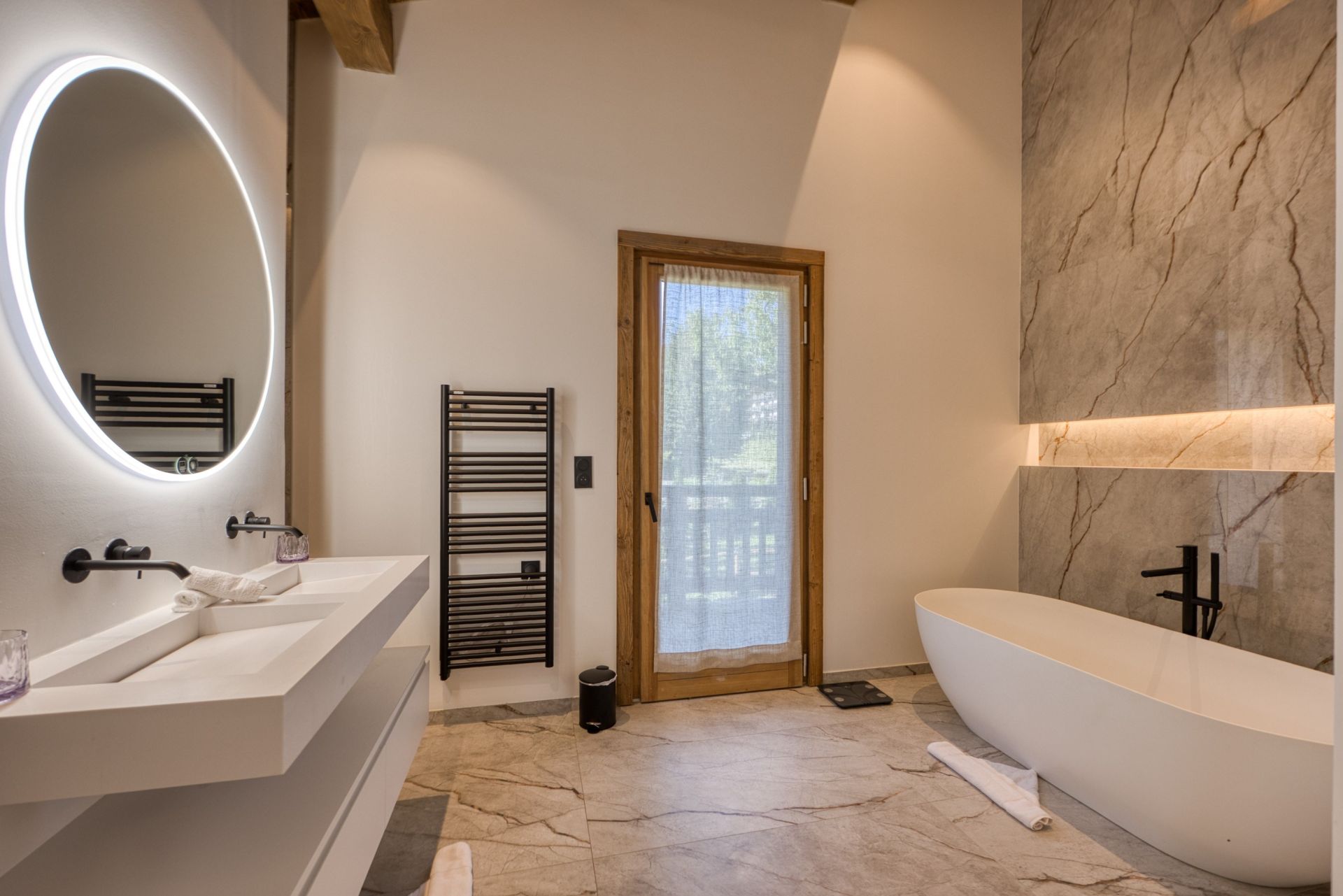 luxury chalet 7 Rooms for seasonal rent on MEGEVE (74120)