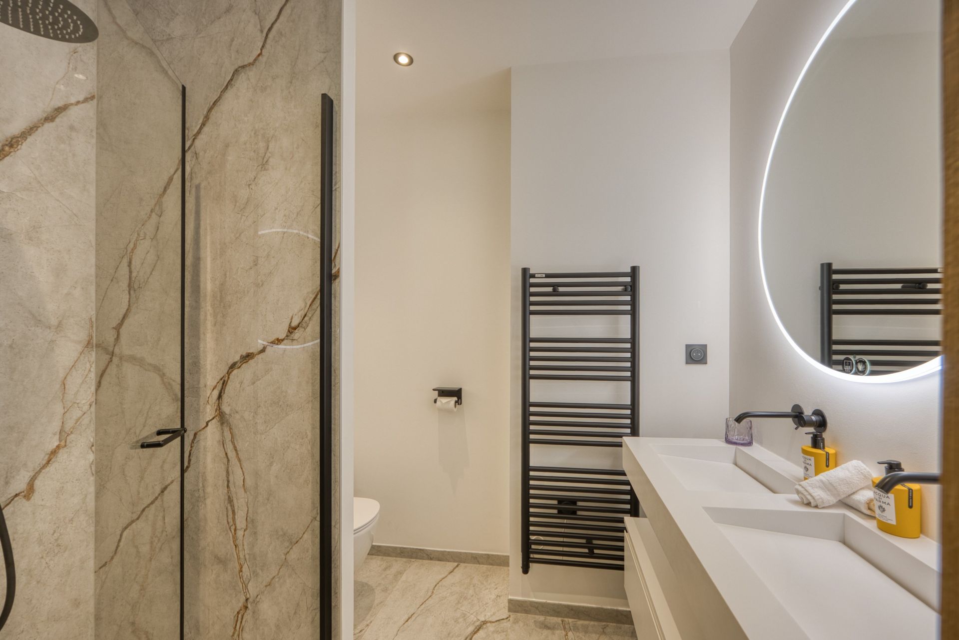 luxury chalet 7 Rooms for seasonal rent on MEGEVE (74120)