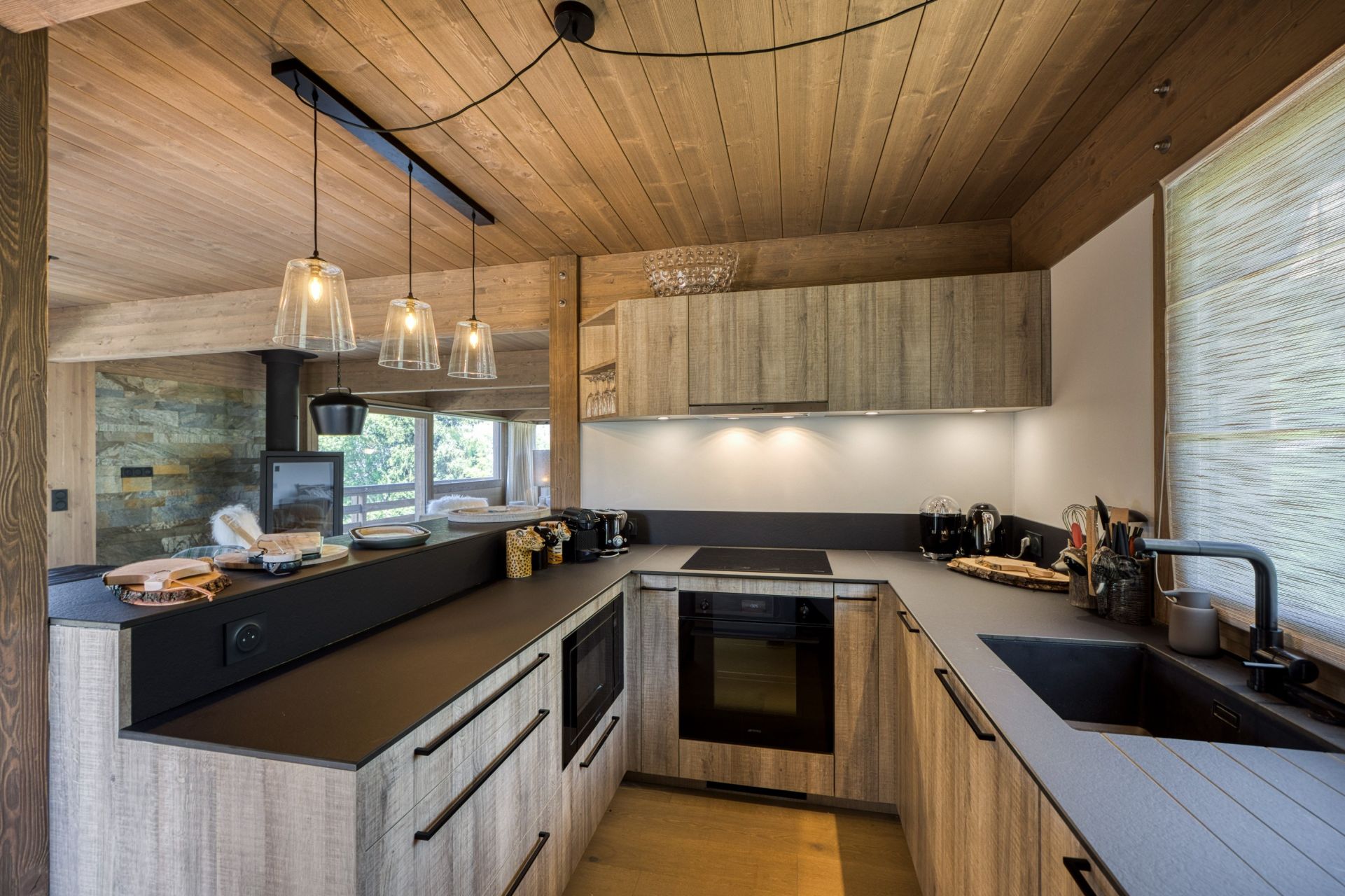 luxury chalet 7 Rooms for sale on MEGEVE (74120)