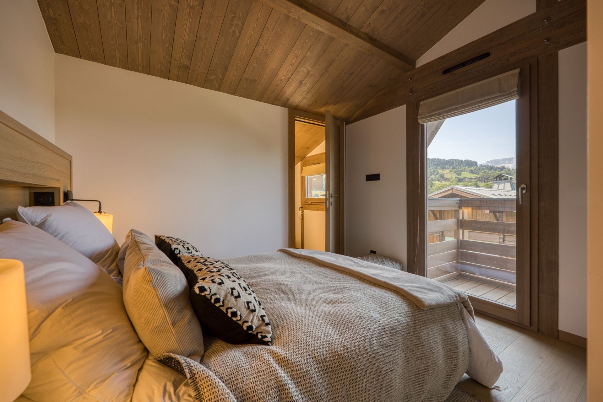 luxury chalet 7 Rooms for sale on MEGEVE (74120)