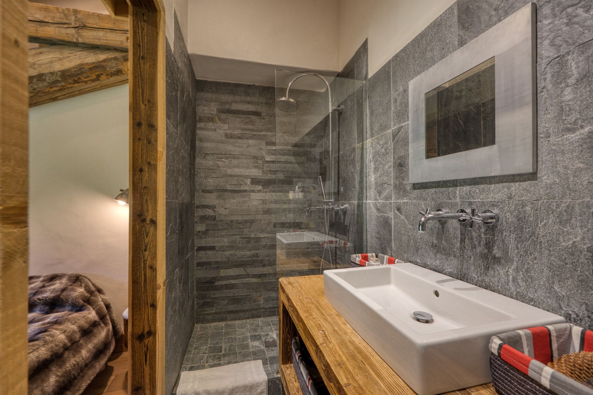 luxury chalet 7 Rooms for sale on MEGEVE (74120)