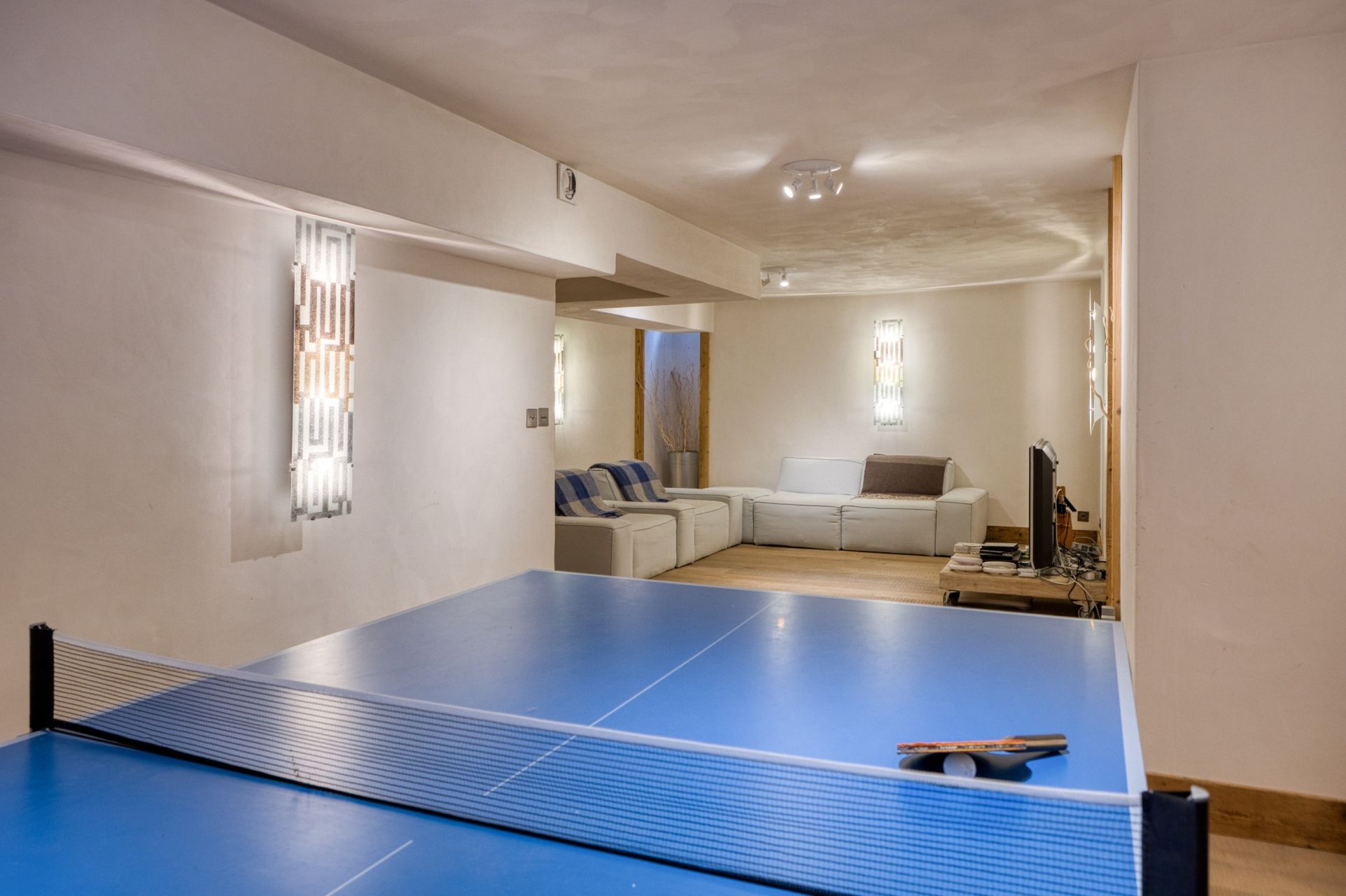 luxury chalet 7 Rooms for sale on MEGEVE (74120)
