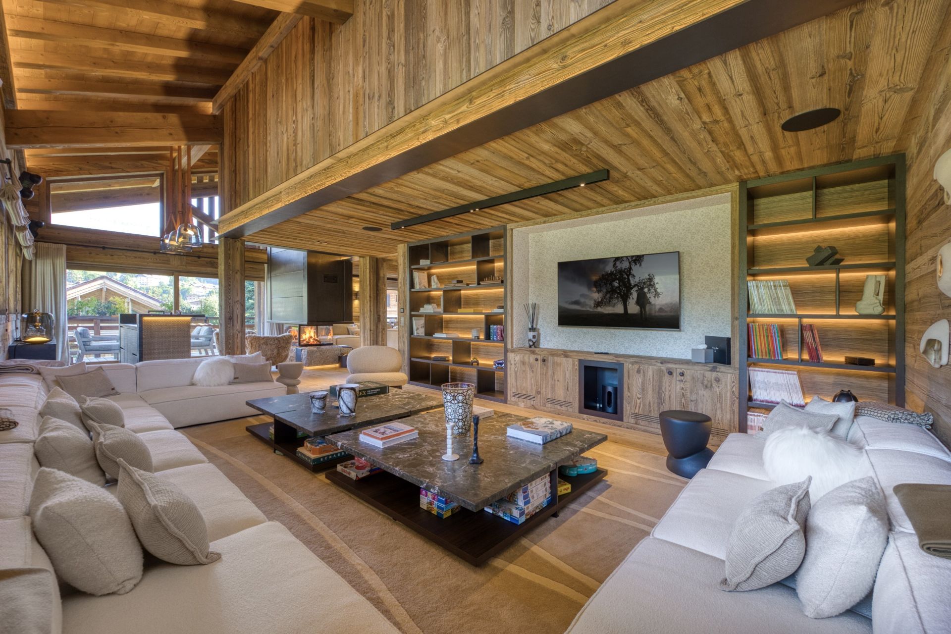 luxury chalet 8 Rooms for seasonal rent on MEGEVE (74120)