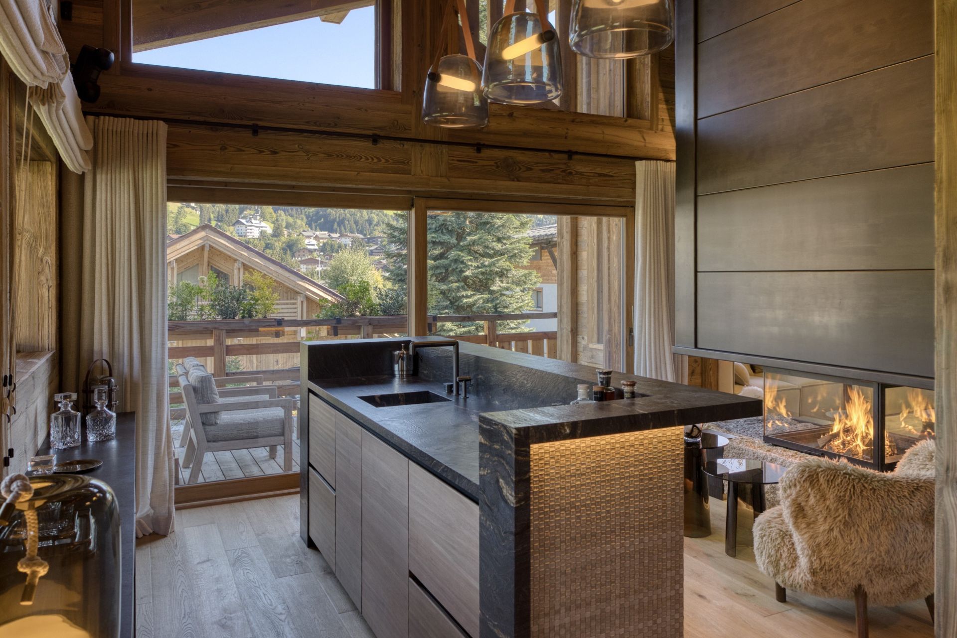 luxury chalet 8 Rooms for seasonal rent on MEGEVE (74120)