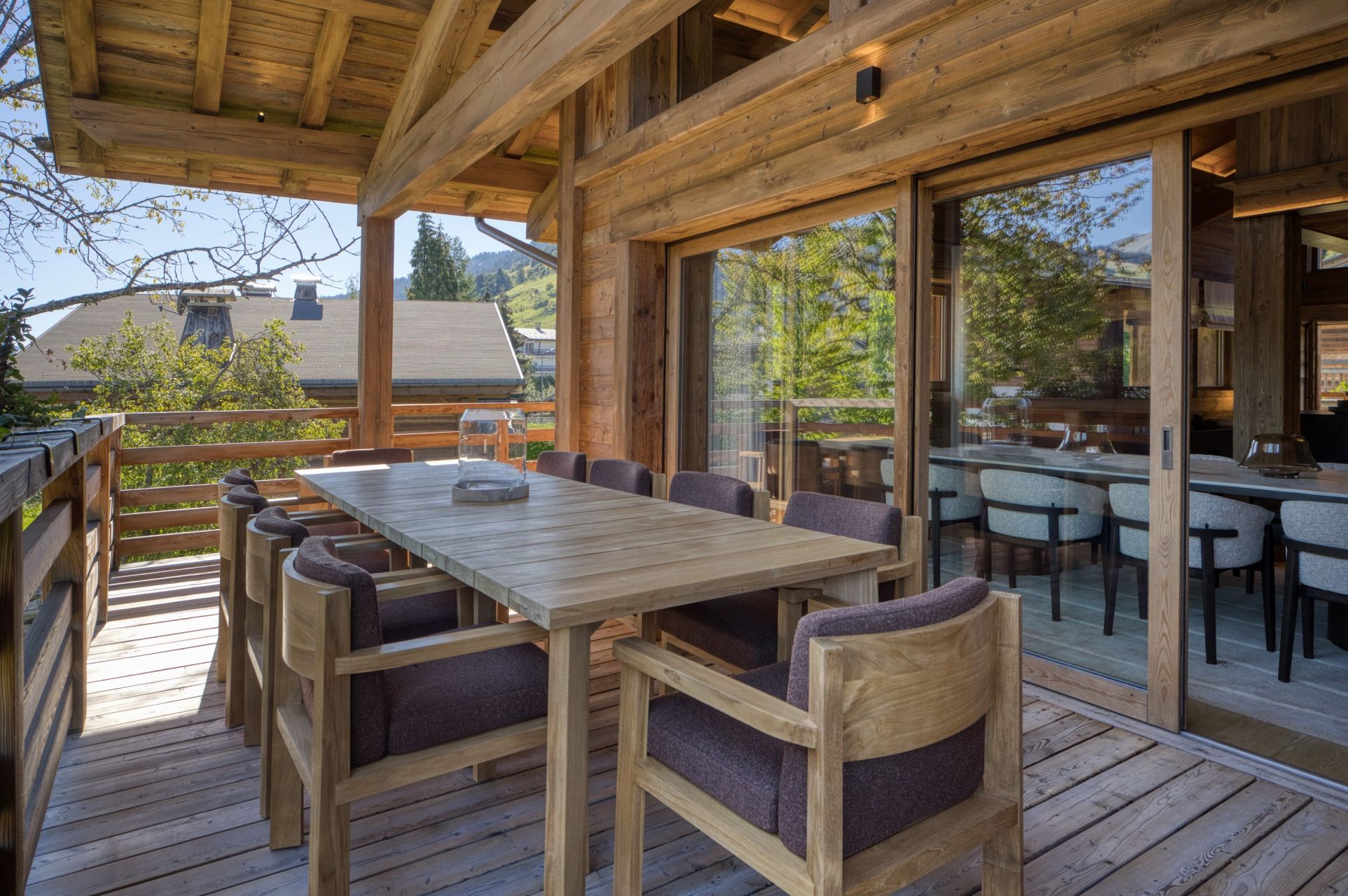 luxury chalet 8 Rooms for seasonal rent on MEGEVE (74120)