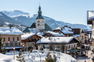 Apartments and chalets for sale or rent with a view